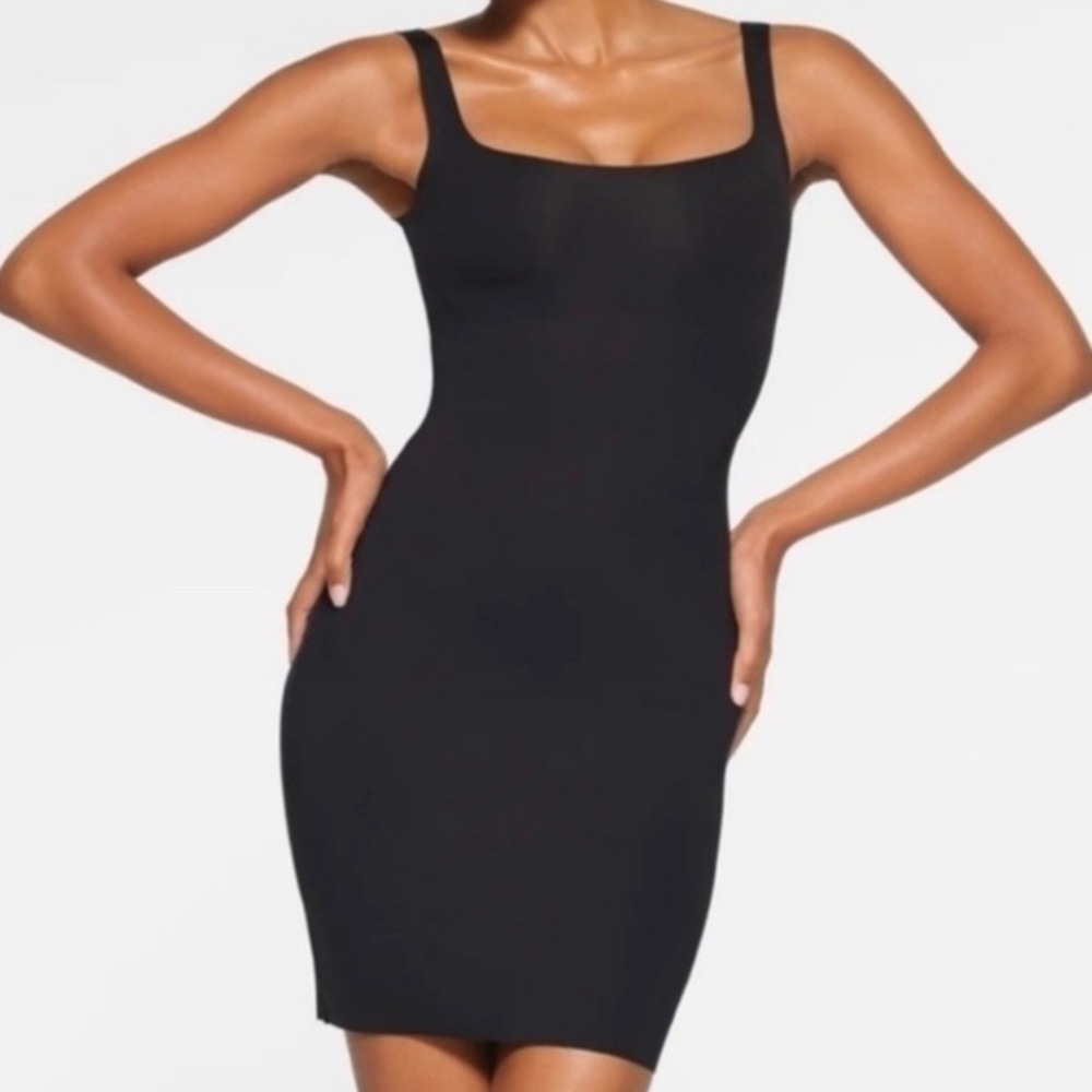 NWT Skims Body Tank Dress in Onyx/Black Size Large